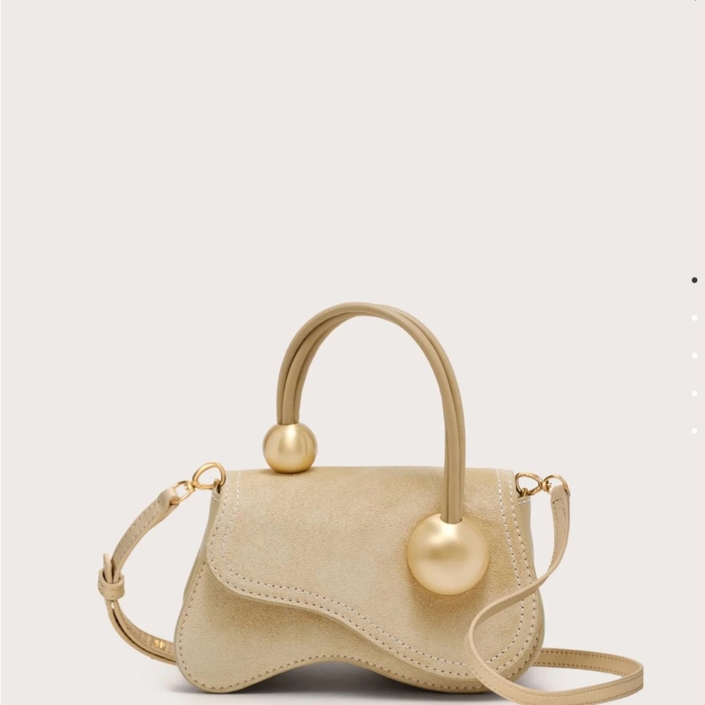 Cult Gaia KAZIA NANO CROSSBODY BAG - Sand Dollar